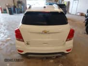 ✅ 2020 Chevrolet Trax LT • VIN: KL7CJLSB5LB064146 • Lot: 43516852. Wystawiony na IAAI z przebiegiem 59 131 mil. Bezpłatny archiwum sprzedaży aukcyjnych z USA i szczegółowy raport historii pojazdu na DreamBid. Zdjęcie 16.