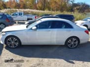 ✅ 2016 Mercedes-Benz C 300 • VIN: 55SWF4JB7GU122154 • Lot: 43624466. Listed on IAAI with 84,862 mi. Free auction sales archive from the USA and detailed vehicle history report at DreamBid. Image 14.