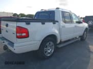 ✅ 2010 Ford Explorer Sport Trac Limited • VIN: 1FMEU5D84AUA49750 • Lot: 41684052. Wystawiony na IAAI z przebiegiem 201 485 mil. Bezpłatny archiwum sprzedaży aukcyjnych z USA i szczegółowy raport historii pojazdu na DreamBid. Zdjęcie 4.