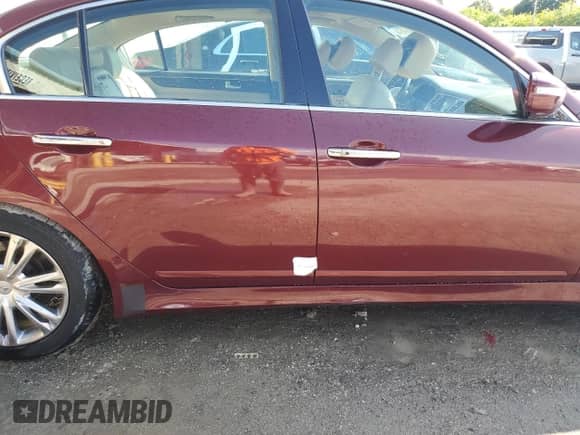 2012 Hyundai Genesis 3.8L с VIN KMHGC4DD4CU191036, выставлен на аукционе Copart как лот 73804614 с пробегом Не указан миль и На запчасти • Non repairable. История ставок и продаж доступна на DreamBid. Изображение 12.