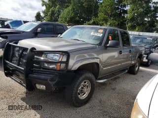 ✅ 2006 Chevrolet Silverado 2500HD LT2 • VIN: 1GCHK23U96F158933 • Lot: 59674375. Wystawiony na Copart z przebiegiem 351 302 mil. Bezpłatny archiwum sprzedaży aukcyjnych z USA i szczegółowy raport historii pojazdu na DreamBid. Zdjęcie 1.