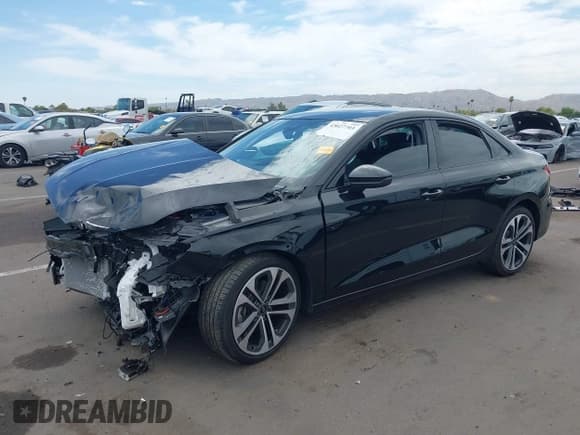 ✅ 2025 Audi A3 Premium • VIN: WAUGUDGY9SA042554 • Лот: 43027703. Опубликован ранее на IAAI с пробегом 5 107 миль. Бесплатный доступ к архиву аукционных продаж из США и подробный отчёт об истории автомобиля на DreamBid. Изображение 18.