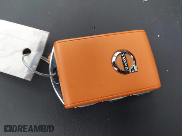 ✅ 2025 Volvo XC90 • VIN: YV4H60JF7S1303761 • Lot: 43584021. Wystawiony na IAAI z przebiegiem 9 510 mil. Bezpłatny archiwum sprzedaży aukcyjnych z USA i szczegółowy raport historii pojazdu na DreamBid. Zdjęcie 11.