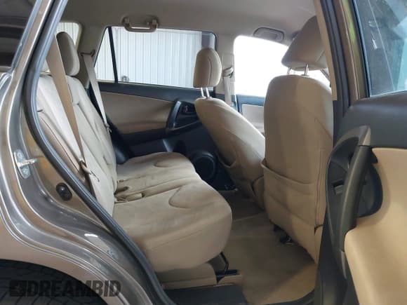 ✅ 2012 Toyota RAV4 • VIN: 2T3ZF4DVXCW125011 • Lot: 43506231. Wystawiony na IAAI z przebiegiem 172 567 mil. Bezpłatny archiwum sprzedaży aukcyjnych z USA i szczegółowy raport historii pojazdu na DreamBid. Zdjęcie 8.