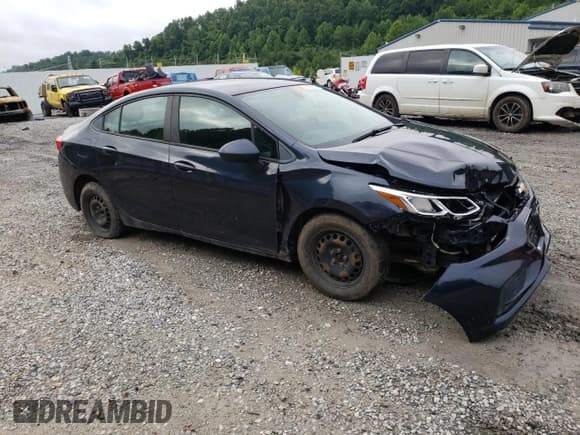 ✅ 2016 Chevrolet Cruze LS • VIN: 1G1BC5SM1G7239368 • Lot: 58668993. Listed on Copart with 122,318 mi. Free auction sales archive from the USA and detailed vehicle history report at DreamBid. Image 4.