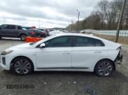 ✅ 2017 Hyundai Ioniq Limited • VIN: KMHC85LC4HU020843 • Lot: 41727859. Wystawiony na IAAI z przebiegiem 162 296 mil. Bezpłatny archiwum sprzedaży aukcyjnych z USA i szczegółowy raport historii pojazdu na DreamBid. Zdjęcie 15.