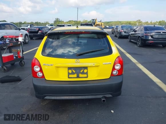 ✅ 2002 Mazda Protege • VIN: JM1BJ245321542536 • Lot: 43058514. Listed on IAAI with 170,774 mi. Free auction sales archive from the USA and detailed vehicle history report at DreamBid. Image 16.