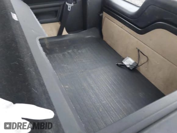 ✅ 2008 Land Rover LR3 HSE • VIN: SALAG254X8A460269 • Lot: 42166502. Wystawiony na IAAI z przebiegiem 208 000 mil. Bezpłatny archiwum sprzedaży aukcyjnych z USA i szczegółowy raport historii pojazdu na DreamBid. Zdjęcie 12.