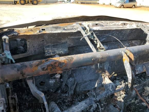 2003 Dodge 1500 ST z VIN 1D7HA18N93J667434, wystawiony jako Copart lot #68292314 z przebiegiem Nie podano mil oraz Nie do naprawy • Non repairable. Historia ofert i sprzedaży dostępna na DreamBid. Obrazek 9.