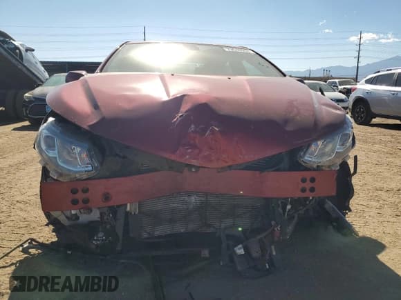 ✅ 2018 Chevrolet Volt LT • VIN: 1G1RA6S5XJU113859 • Lot: 73048953. Wystawiony na Copart z przebiegiem 99 834 mil. Bezpłatny archiwum sprzedaży aukcyjnych z USA i szczegółowy raport historii pojazdu na DreamBid. Zdjęcie 5.