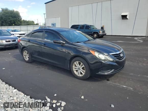2011 Hyundai Sonata GLS with VIN 5NPEB4AC3BH180841, listed as a Copart auction lot 90050675 with 206,324 mi miles and Salvage title. Bid and sale history available at DreamBid. Image 4.