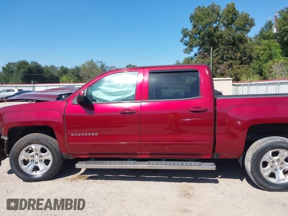 ✅ 2016 Chevrolet Silverado 1500 LT • VIN: 3GCUKREC1GG268595 • Lot: 43413821. Wystawiony na IAAI z przebiegiem 91 418 mil. Bezpłatny archiwum sprzedaży aukcyjnych z USA i szczegółowy raport historii pojazdu na DreamBid. Zdjęcie 14.