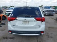 ✅ 2016 Mitsubishi Outlander SE • VIN: JA4AD3A35GZ003401 • Lot: 42572194. Wystawiony na IAAI z przebiegiem 78 185 mil. Bezpłatny archiwum sprzedaży aukcyjnych z USA i szczegółowy raport historii pojazdu na DreamBid. Zdjęcie 15.