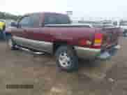 1999 Chevrolet Silverado 1500 LS z VIN 1GCEK19T8XE231163, wystawiony jako IAAI lot #43513149 z przebiegiem 204 007 mil mil oraz . Historia ofert i sprzedaży dostępna na DreamBid. Obrazek 3.