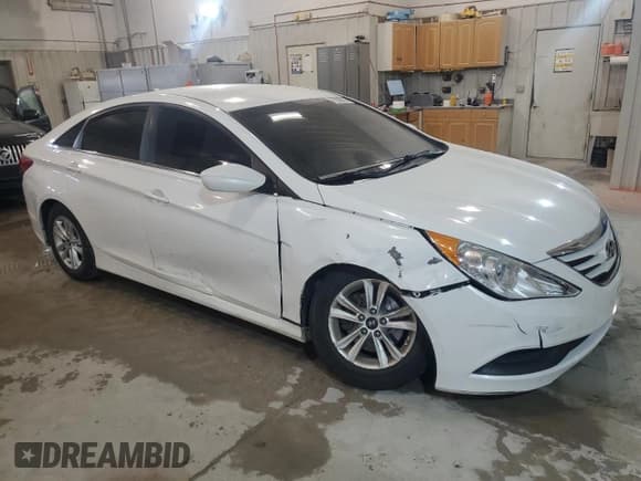 ✅ 2014 Hyundai Sonata GLS • VIN: 5NPEB4AC2EH903633 • Lot: 71265573. Listed on Copart with Not provided. Free auction sales archive from the USA and detailed vehicle history report at DreamBid. Image 4.