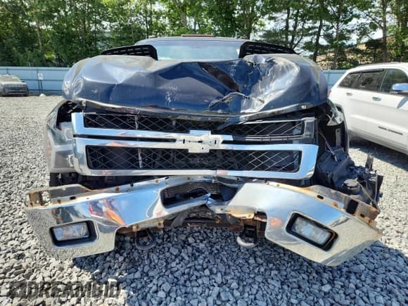 ✅ 2011 Chevrolet Silverado 2500HD LT • VIN: 1GC0KXCG9BF103767 • Lot: 62671765. Listed on Copart with 221,402 mi. Free auction sales archive from the USA and detailed vehicle history report at DreamBid. Image 5.