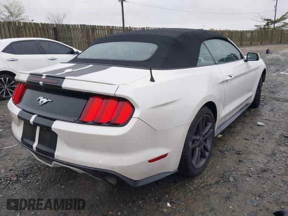 ✅ 2017 Ford Mustang EcoBoost Premium • VIN: 1FATP8UH7H5301411 • Lot: 41971140. Listed on IAAI with 55,176 mi. Free auction sales archive from the USA and detailed vehicle history report at DreamBid. Image 4.