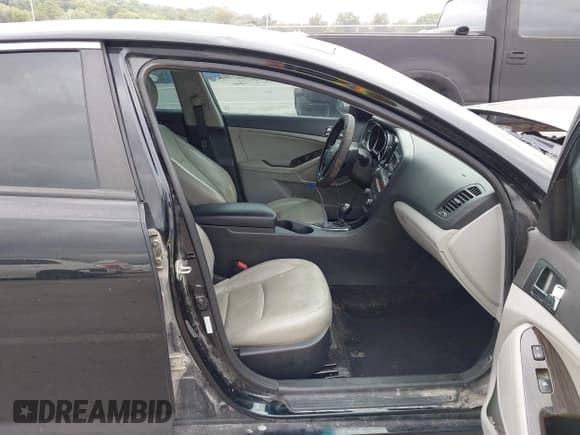 ✅ 2013 Kia Optima EX • VIN: 5XXGN4A78DG211597 • Lot: 43370683. Wystawiony na IAAI z przebiegiem 204 637 mil. Bezpłatny archiwum sprzedaży aukcyjnych z USA i szczegółowy raport historii pojazdu na DreamBid. Zdjęcie 5.