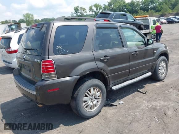 2007 Mercury Mariner Premier с VIN 4M2CU971X7KJ11054, выставлен на аукционе IAAI как лот 42813499 с пробегом 151 165 миль миль и . История ставок и продаж доступна на DreamBid. Изображение 4.