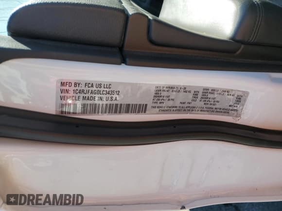 ✅ 2020 Jeep Grand Cherokee Laredo E • VIN: 1C4RJFAG0LC343512 • Lot: 91454305. Listed on Copart with 59,989 mi. Free auction sales archive from the USA and detailed vehicle history report at DreamBid. Image 13.