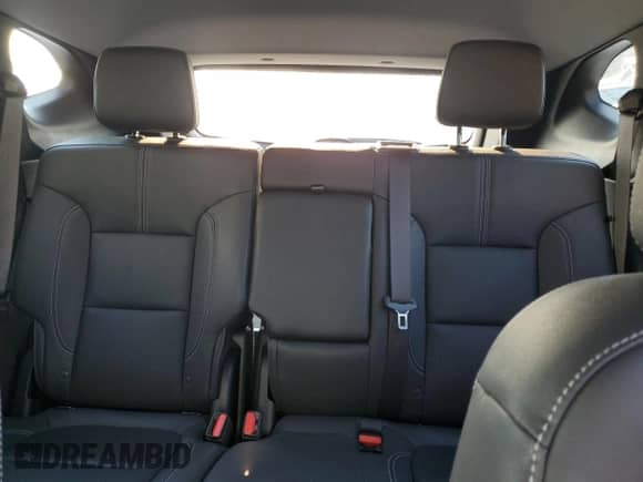 2024 Chevrolet Blazer LT z VIN 3GNKBJR43RS163527, wystawiony jako Copart lot #42682745 z przebiegiem 22 883 mil mil oraz Czysty tytuł • Clean title. Historia ofert i sprzedaży dostępna na DreamBid. Obrazek 10.