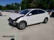 2022 Hyundai Accent SEL z VIN 3KPC24A61NE173476, wystawiony jako Copart lot #49725354 z przebiegiem 8 831 mil mil oraz . Historia ofert i sprzedaży dostępna na DreamBid. Obrazek 1.