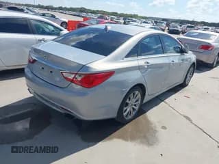 ✅ 2013 Hyundai Sonata Limited • VIN: 5NPEC4AC2DH723757 • Лот: 43382886. Опубликован ранее на IAAI с пробегом 167 662 миль. Бесплатный доступ к архиву аукционных продаж из США и подробный отчёт об истории автомобиля на DreamBid. Изображение 4.