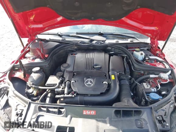 ✅ 2013 Mercedes-Benz C 250 Sport • VIN: WDDGF4HB6DA812290 • Lot: 42806644. Wystawiony na IAAI z przebiegiem 202 071 mil. Bezpłatny archiwum sprzedaży aukcyjnych z USA i szczegółowy raport historii pojazdu na DreamBid. Zdjęcie 10.