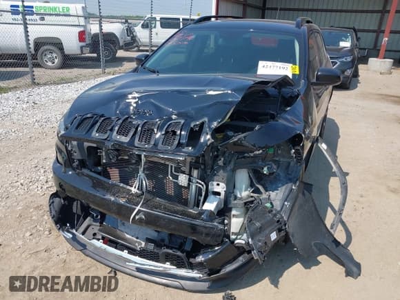 ✅ 2017 Jeep Cherokee Altitude • VIN: 1C4PJLAS6HW654863 • Лот: 42477192. Опубликован ранее на IAAI с пробегом 58 501 миль. Бесплатный доступ к архиву аукционных продаж из США и подробный отчёт об истории автомобиля на DreamBid. Изображение 6.