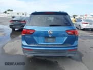 ✅ 2019 Volkswagen Tiguan S • VIN: 3VV1B7AX0KM101611 • Лот: 43372465. Опубликован ранее на IAAI с пробегом 63 802 миль. Бесплатный доступ к архиву аукционных продаж из США и подробный отчёт об истории автомобиля на DreamBid. Изображение 16.