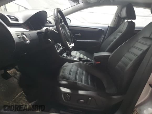 ✅ 2012 Volkswagen CC Sport • VIN: WVWMN7AN7CE509712 • Lot: 51003085. Listed on Copart with 127,932 mi. Free auction sales archive from the USA and detailed vehicle history report at DreamBid. Image 7.