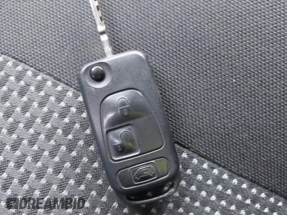 ✅ 2010 Freightliner Sprinter • VIN: WDYPF1CC1A5485346 • Lot: 43559028. Wystawiony na IAAI z przebiegiem 200 650 mil. Bezpłatny archiwum sprzedaży aukcyjnych z USA i szczegółowy raport historii pojazdu na DreamBid. Zdjęcie 11.