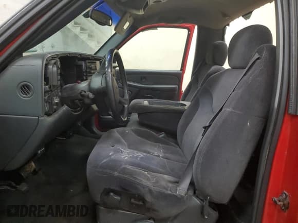 ✅ 1999 GMC Sierra 1500 SLE • VIN: 1GTEK14T0XZ524653 • Лот: 50188635. Опубликован ранее на Copart с пробегом Не указан. Бесплатный доступ к архиву аукционных продаж из США и подробный отчёт об истории автомобиля на DreamBid. Изображение 7.