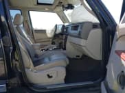 ✅ 2006 Jeep Commander Limited • VIN: 1J8HG58N26C338821 • Lot: 43420430. Wystawiony na IAAI z przebiegiem 224 054 mil. Bezpłatny archiwum sprzedaży aukcyjnych z USA i szczegółowy raport historii pojazdu na DreamBid. Zdjęcie 5.