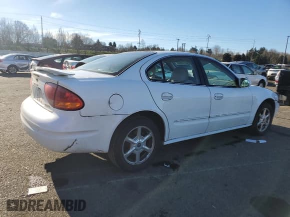 ✅ 2001 Oldsmobile Alero GLS • VIN: 1G3NF52E41C141518 • Lot: 88115595. Listed on Copart with 175,226 mi. Free auction sales archive from the USA and detailed vehicle history report at DreamBid. Image 3.