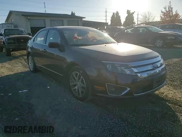 ✅ 2011 Ford Fusion SEL • VIN: 3FAHP0JA7BR257932 • Lot: 82697215. Listed on Copart with 160,623 mi. Free auction sales archive from the USA and detailed vehicle history report at DreamBid. Image 13.