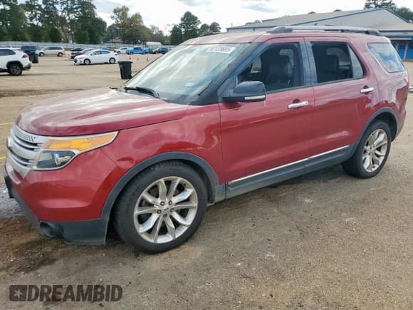 ✅ 2014 Ford Explorer XLT • VIN: 1FM5K7D81EGA32412 • Lot: 92123685. Wystawiony na Copart z przebiegiem 234 756 mil. Bezpłatny archiwum sprzedaży aukcyjnych z USA i szczegółowy raport historii pojazdu na DreamBid. Zdjęcie 1.