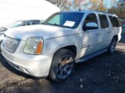 ✅ 2011 GMC Yukon XL Denali • VIN: 1GKS2MEF8BR271284 • Lot: 43660324. Wystawiony na IAAI z przebiegiem 230 738 mil. Bezpłatny archiwum sprzedaży aukcyjnych z USA i szczegółowy raport historii pojazdu na DreamBid. Zdjęcie 2.