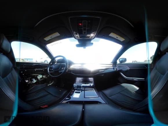 ✅ 2022 Audi A8 • VIN: WAULDAF83NN010176 • Lot: 42404541. Listed on IAAI with 47,323 mi. Free auction sales archive from the USA and detailed vehicle history report at DreamBid. Image 20.