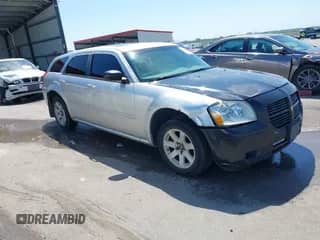 2005 Dodge Magnum SE с VIN 2D4FV48V65H531888, выставлен на аукционе IAAI как лот 42845886 с пробегом 262 724 миль миль и . История ставок и продаж доступна на DreamBid. Изображение 1.