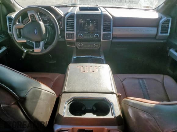 ✅ 2019 Ford F-250 XLT • VIN: 1FT7W2BT7KEC06969 • Lot: 89678775. Listed on Copart with 102,984 mi. Free auction sales archive from the USA and detailed vehicle history report at DreamBid. Image 8.