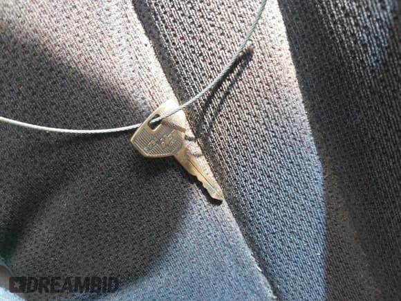 ✅ 2000 Dodge Dakota Sport • VIN: 1B7GL2AX8YS783520 • Lot: 43277615. Listed on IAAI with 303,682 mi. Free auction sales archive from the USA and detailed vehicle history report at DreamBid. Image 11.