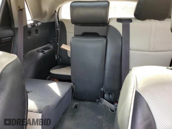 ✅ 2013 Kia Sorento SX • VIN: 5XYKW4A25DG394772 • Lot: 54494345. Listed on Copart with 207,092 mi. Free auction sales archive from the USA and detailed vehicle history report at DreamBid. Image 10.