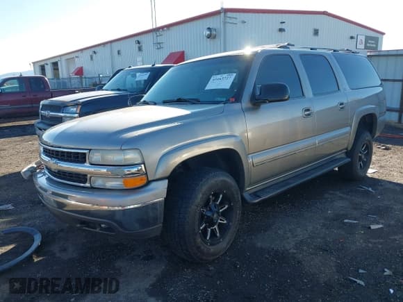 ✅ 2001 Chevrolet Suburban LT • VIN: 3GNGK26U91G242031 • Lot: 43443727. Listed on IAAI with Not provided. Free auction sales archive from the USA and detailed vehicle history report at DreamBid. Image 2.