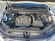 ✅ 2022 Volkswagen Tiguan S • VIN: 3VV0B7AX4NM070914 • Lot: 95511475. Wystawiony na Copart z przebiegiem Nie podano. Bezpłatny archiwum sprzedaży aukcyjnych z USA i szczegółowy raport historii pojazdu na DreamBid. Zdjęcie 12.