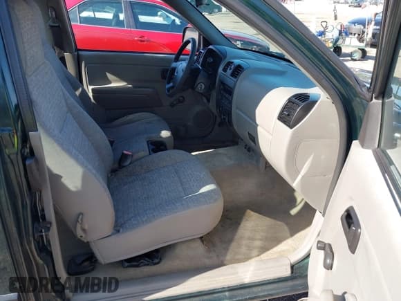 ✅ 2004 Chevrolet Colorado Z85 • VIN: 1GCCS198148182787 • Lot: 42483702. Listed on IAAI with 104,715 mi. Free auction sales archive from the USA and detailed vehicle history report at DreamBid. Image 5.