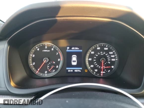 ✅ 2018 Hyundai Sonata Limited • VIN: 5NPE34AF8JH669810 • Lot: 72843962. Listed on Copart with 40,219 mi. Free auction sales archive from the USA and detailed vehicle history report at DreamBid. Image 9.