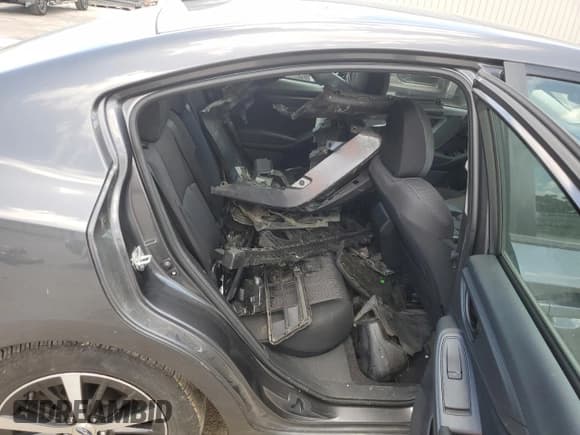 ✅ 2023 Subaru Impreza Premium • VIN: 4S3GKAD60P3601205 • Lot: 64082975. Wystawiony na Copart z przebiegiem 20 538 mil. Bezpłatny archiwum sprzedaży aukcyjnych z USA i szczegółowy raport historii pojazdu na DreamBid. Zdjęcie 10.