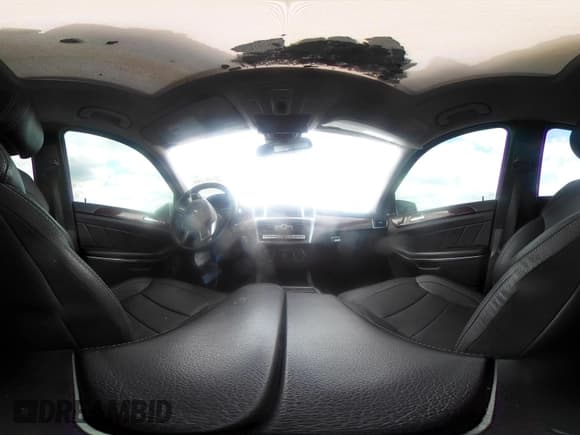 ✅ 2015 Mercedes-Benz GL 550 • VIN: 4JGDF7DE0FA472857 • Лот: 42309286. Опубликован ранее на IAAI с пробегом 93 088 миль. Бесплатный доступ к архиву аукционных продаж из США и подробный отчёт об истории автомобиля на DreamBid. Изображение 23.