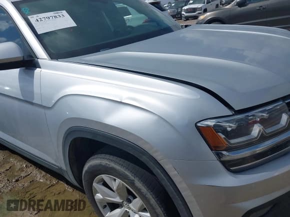 ✅ 2018 Volkswagen Atlas SE • VIN: 1V2DR2CA9JC509168 • Lot: 42797833. Listed on IAAI with 197,464 mi. Free auction sales archive from the USA and detailed vehicle history report at DreamBid. Image 6.